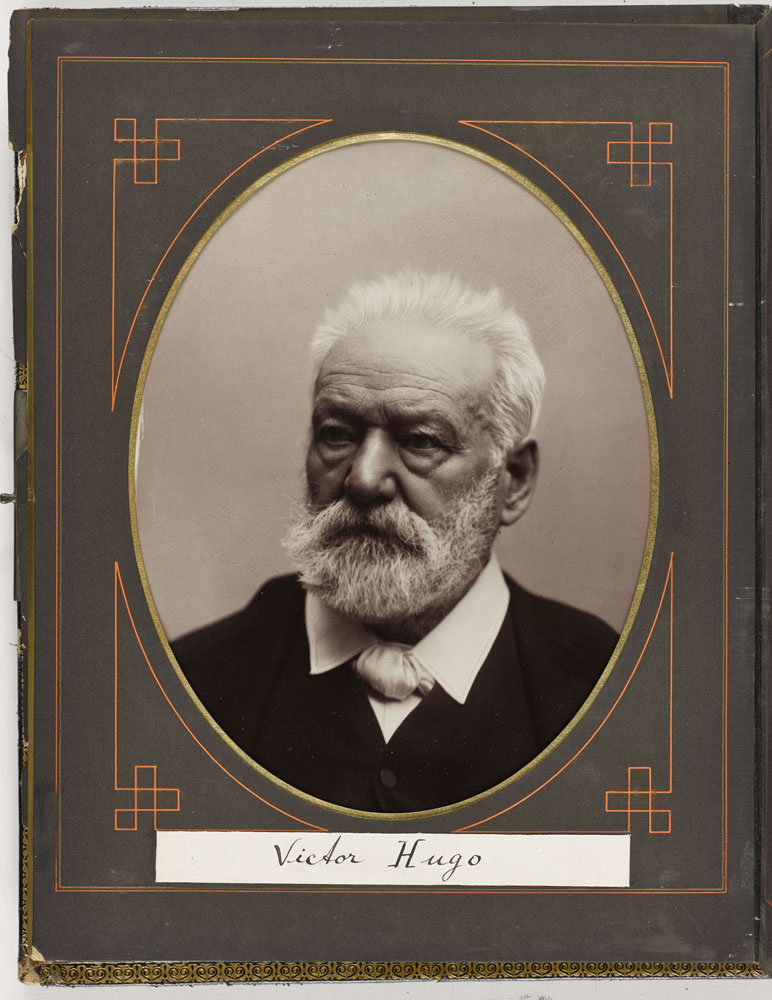 Victor Hugo, par Eugène Pirou © RMN-Grand Palais (Institut de France) / Stéphane Maréchalle